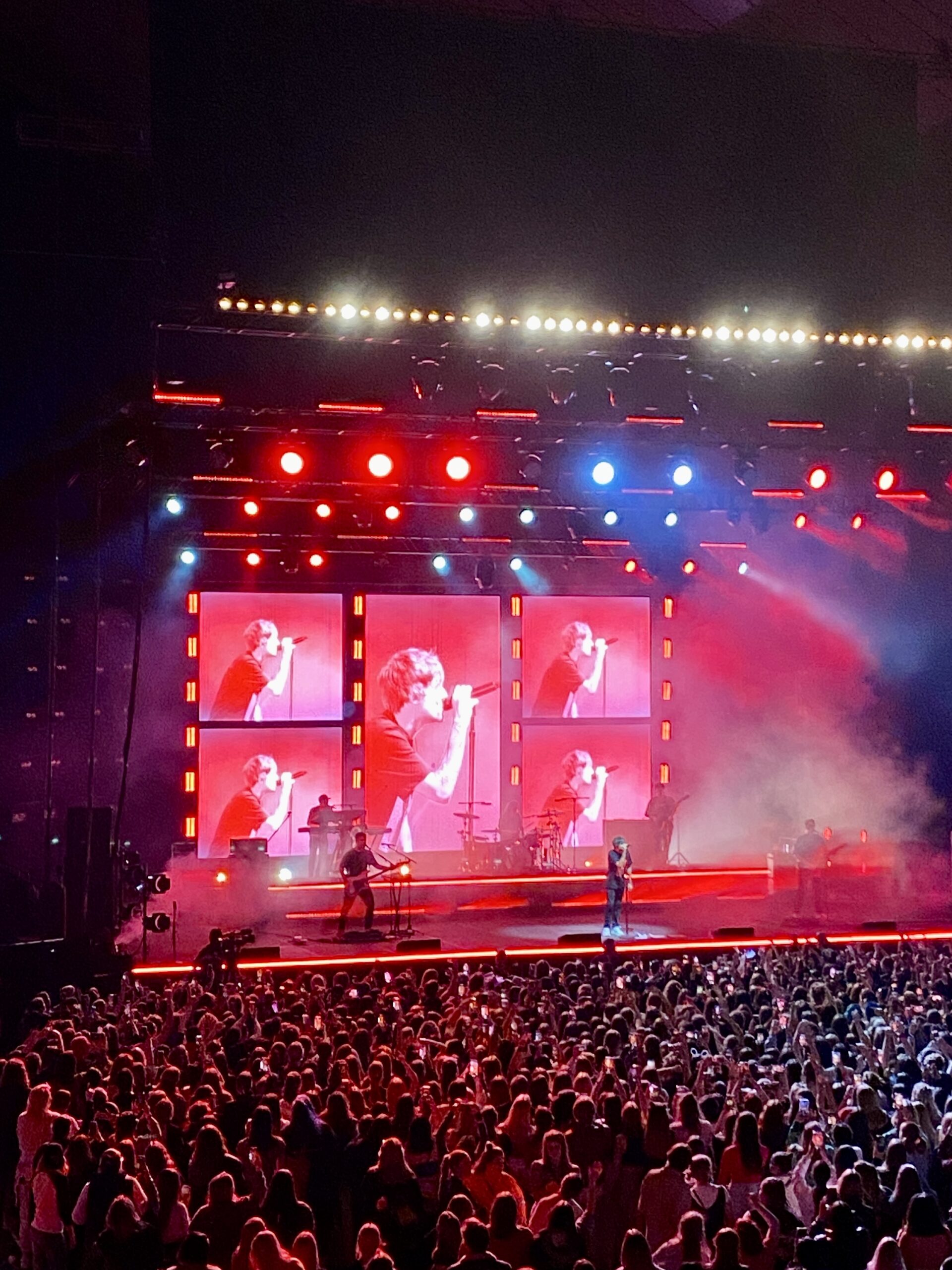 LED Screen Video Package Cameras tour australia Louis Tomlinson AV