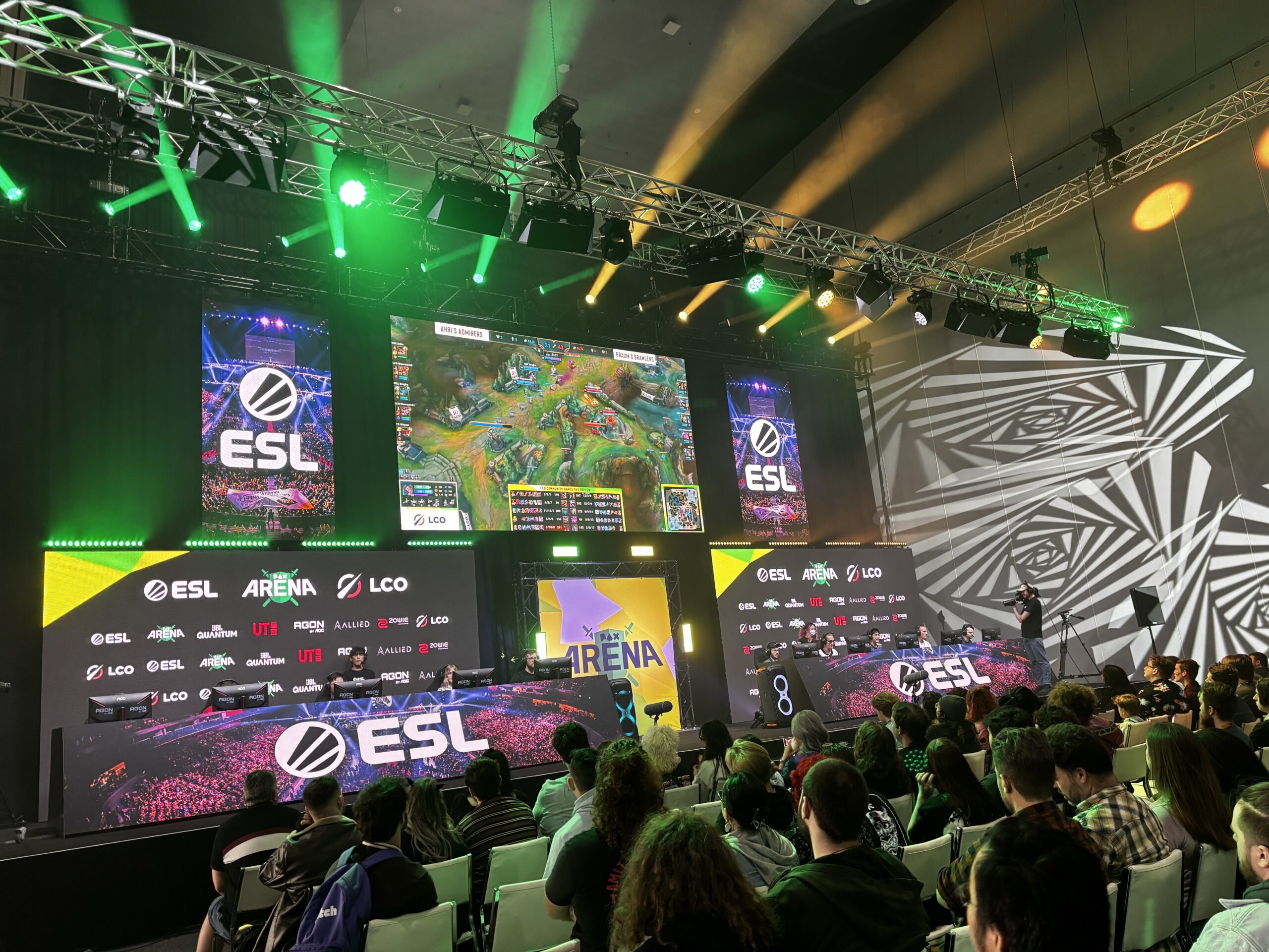 Dreamhack Festival Melbourne 2022 AV Project Managers LED Screen AV Melbourne E-Sports ESL EFG League Of Legends Counterstrike